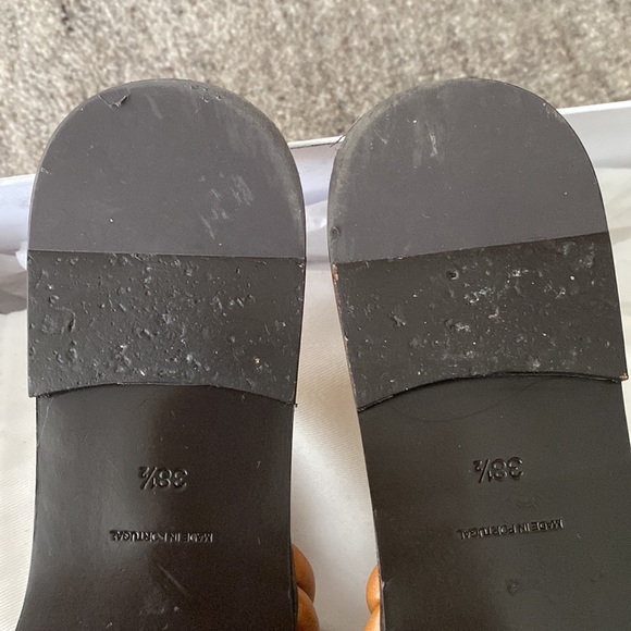 FRAME LE CAPRI STRAPPY SLIDE SANDAL IN TOBACCO - Picture 6 of 7